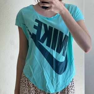 Nike Women's Turquoise Short Sleeve Tee